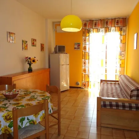 Great Flat With Shared Pool And Lovely Balcony