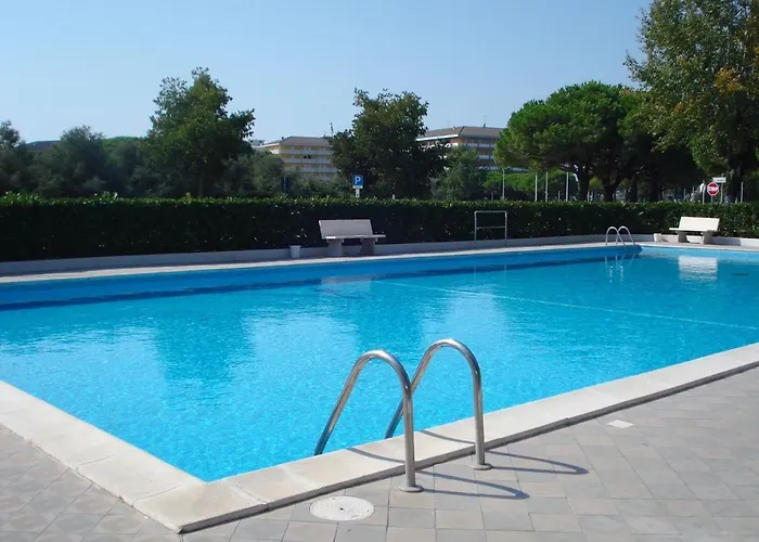Homely Flat With Shared Pool Appartement Porto Santa Margherita